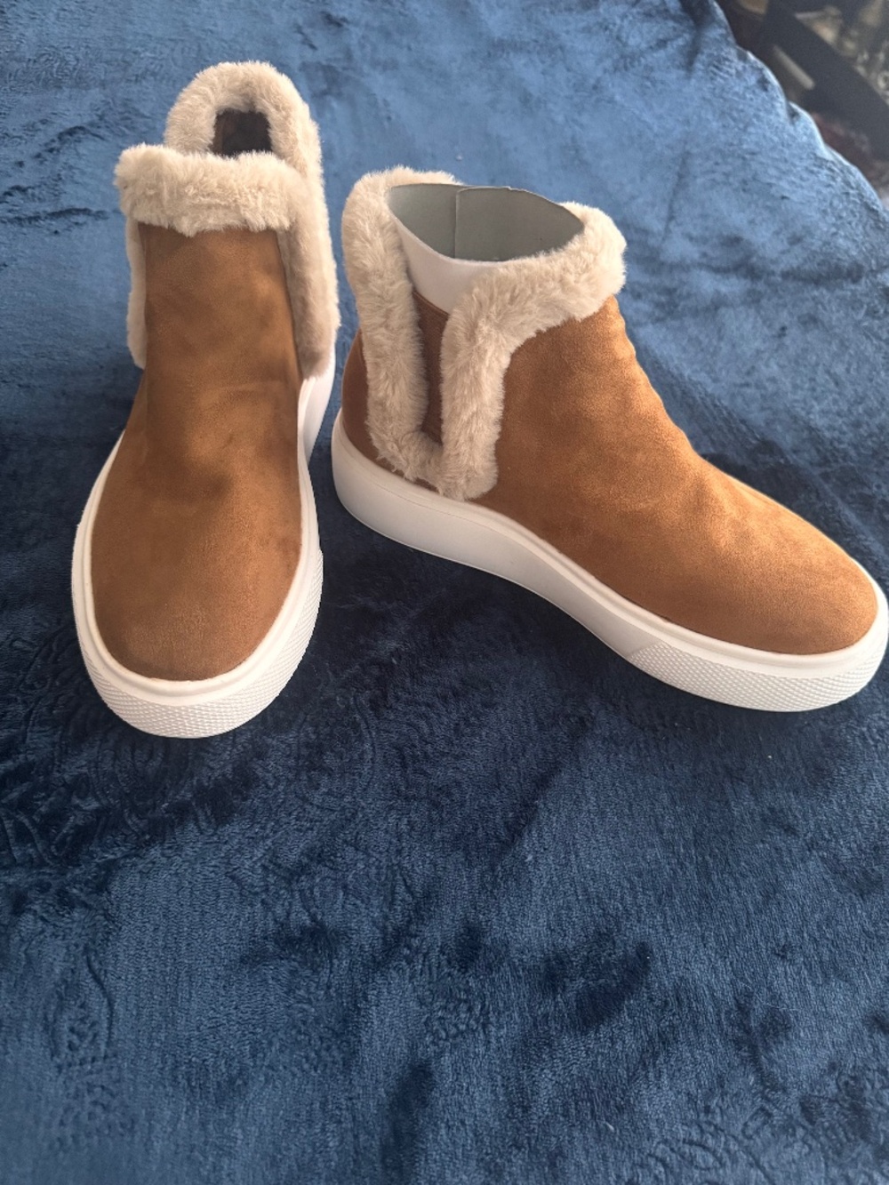 NWOT Nine West Sneaker Boots